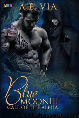 Blue Moon III - Call of the Alpha (French Edition) by A.E. Via