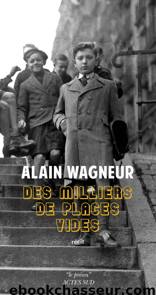Des milliers de places vides by Alain Wagneur (France)
